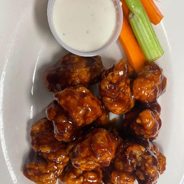 20 Boneless Wings.